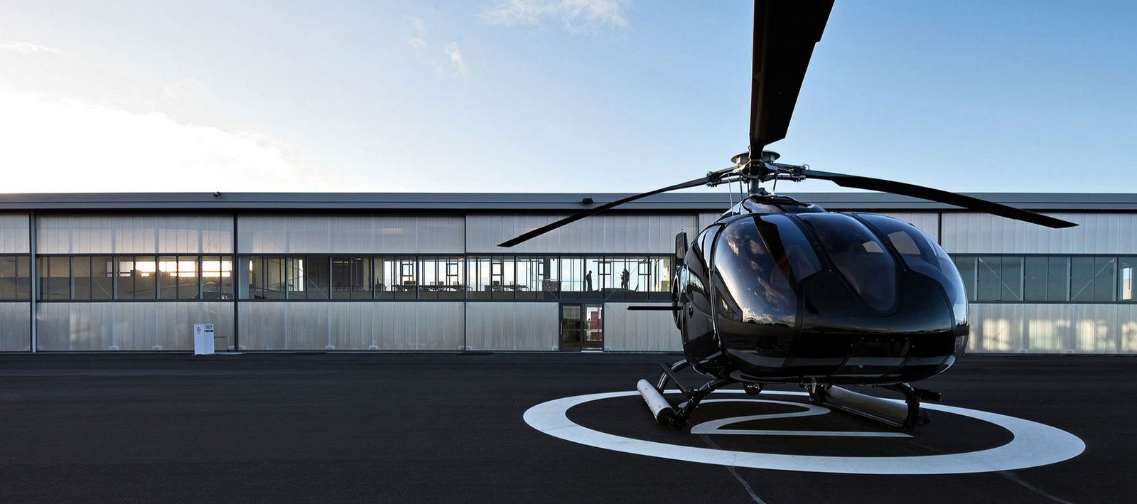 Service Banner - Olympus Jets