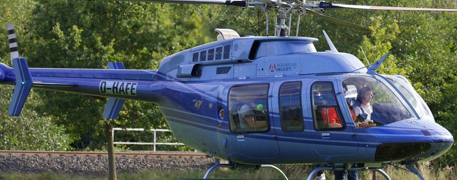 Service Banner - Olympus jet